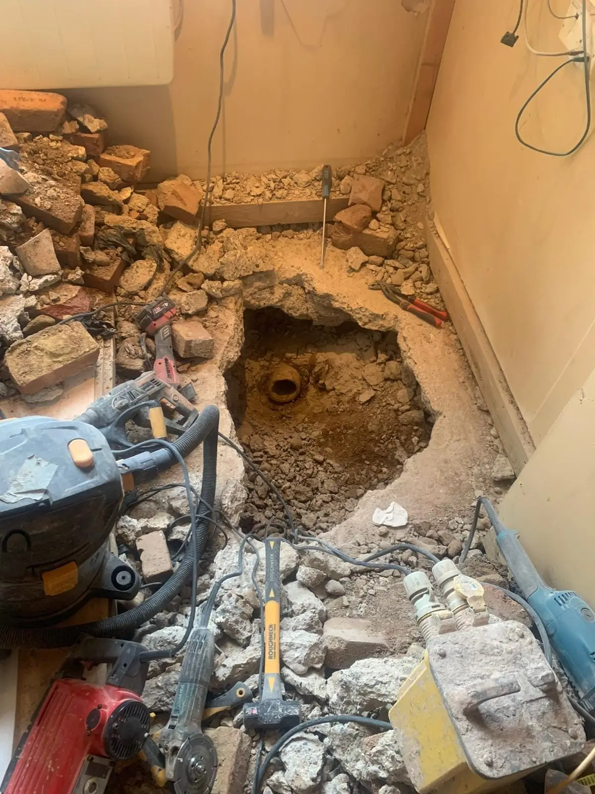 drain repairs yeovil